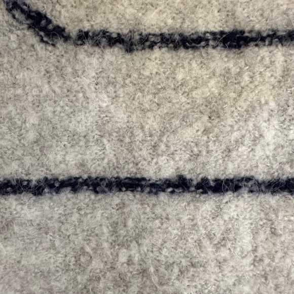 Madewell Turtleneck Sweater - Picture 3 of 3